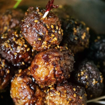 Slow Cooker Sesame Meatballs | Kita Roberts GirlCarnivore.com