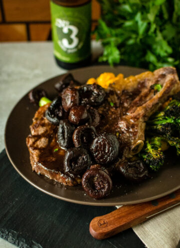 Easy Red Wine and Shallot Pan Sauce for Steaks | Kita Roberts GirlCarnivore.com