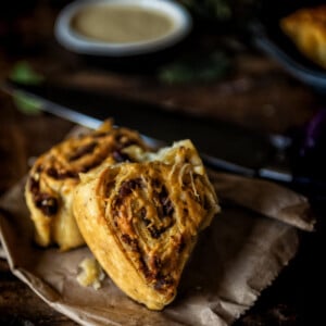 Pulled Pork Rolls with Alabama bbq Sauce | Kita Roberts GirlCarnivore.com