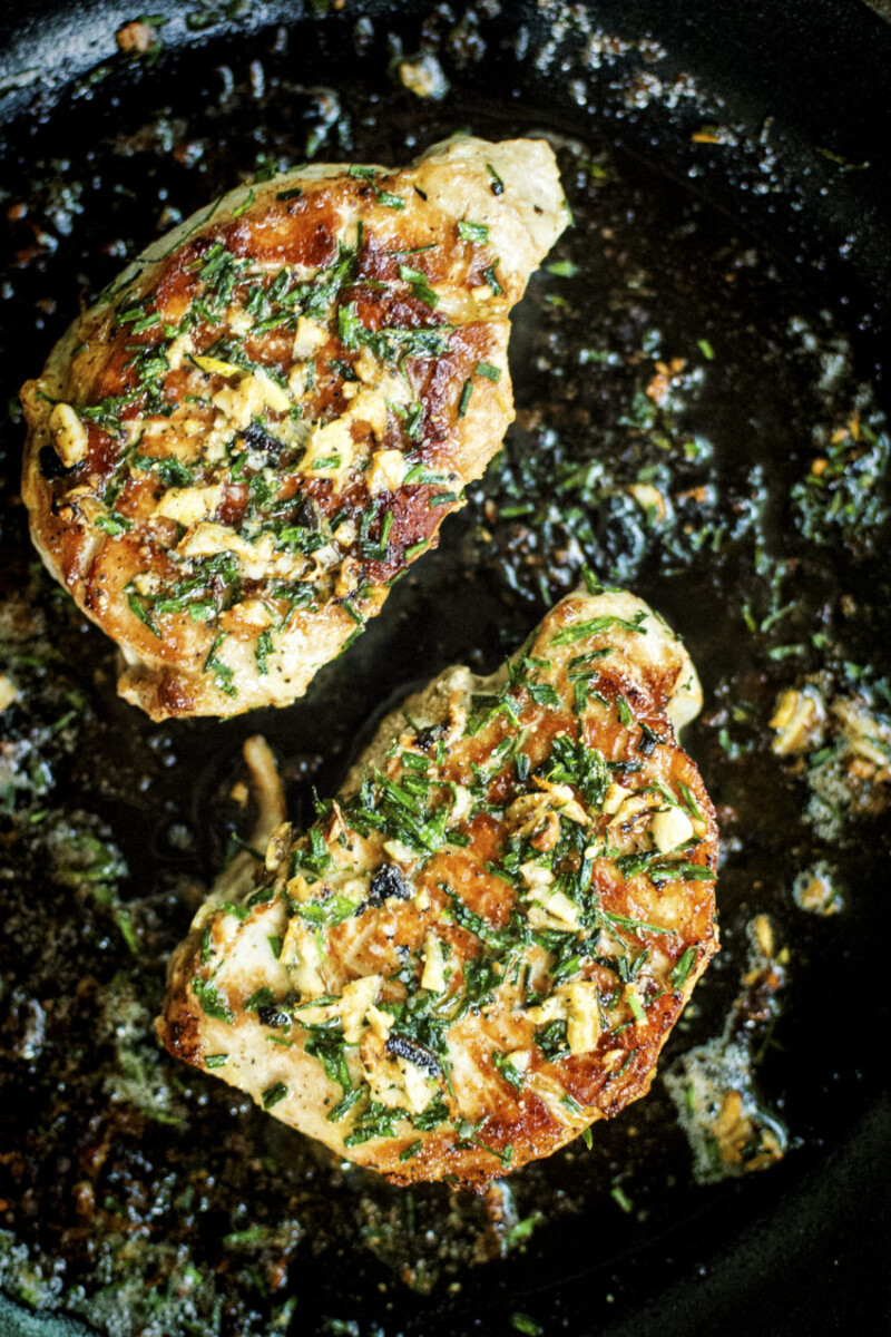 Quick Thick Cut Pan-Seared Pork Chops | Kita Roberts GirlCarnivore.com