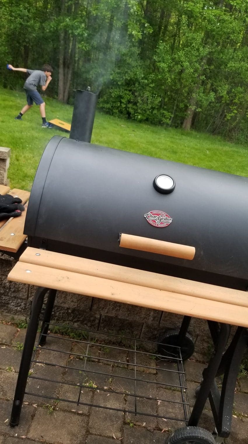 Char Griller 2121 - barbecue a carbone Super Pro
