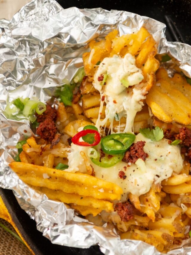 Grilled Foil-Pack Cheesy Fries, Recipe