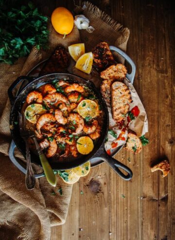 cropped-Cast-Iron-New-Orleans-BBQ-Shrimp-9996-scaled-1.jpg