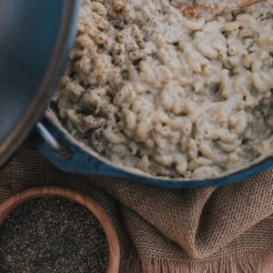 Mac and cheese in a dutch oven