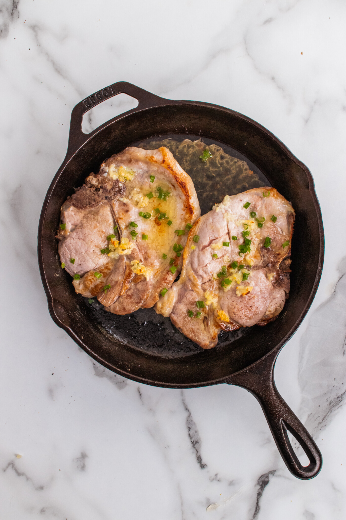 Quick Thick Cut PanSeared Pork Chops Kita Roberts