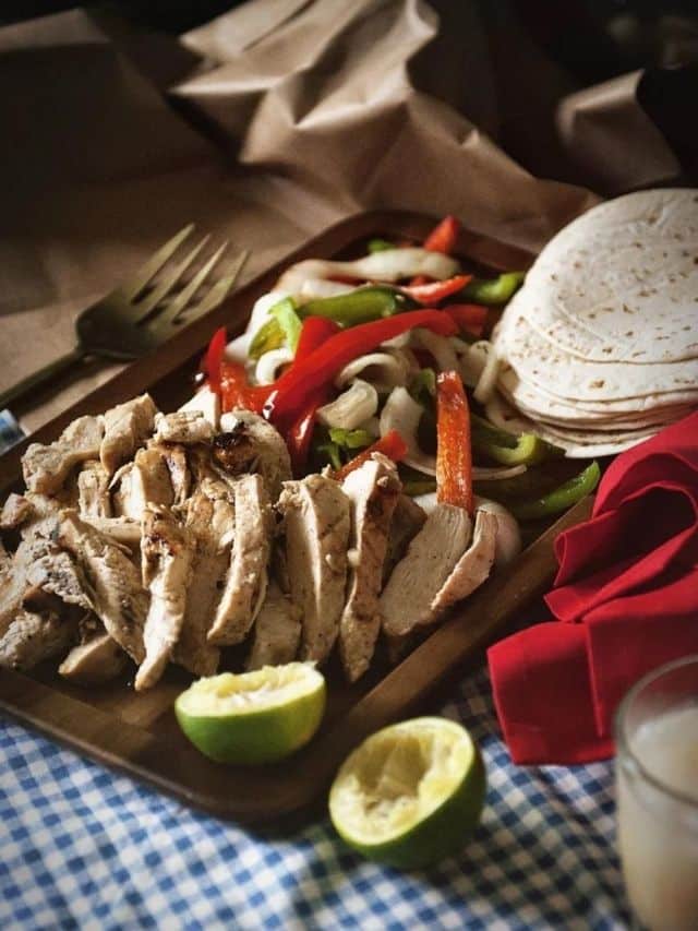 Charcoal Grilled Chicken Fajitas Story Girl Carnivore
