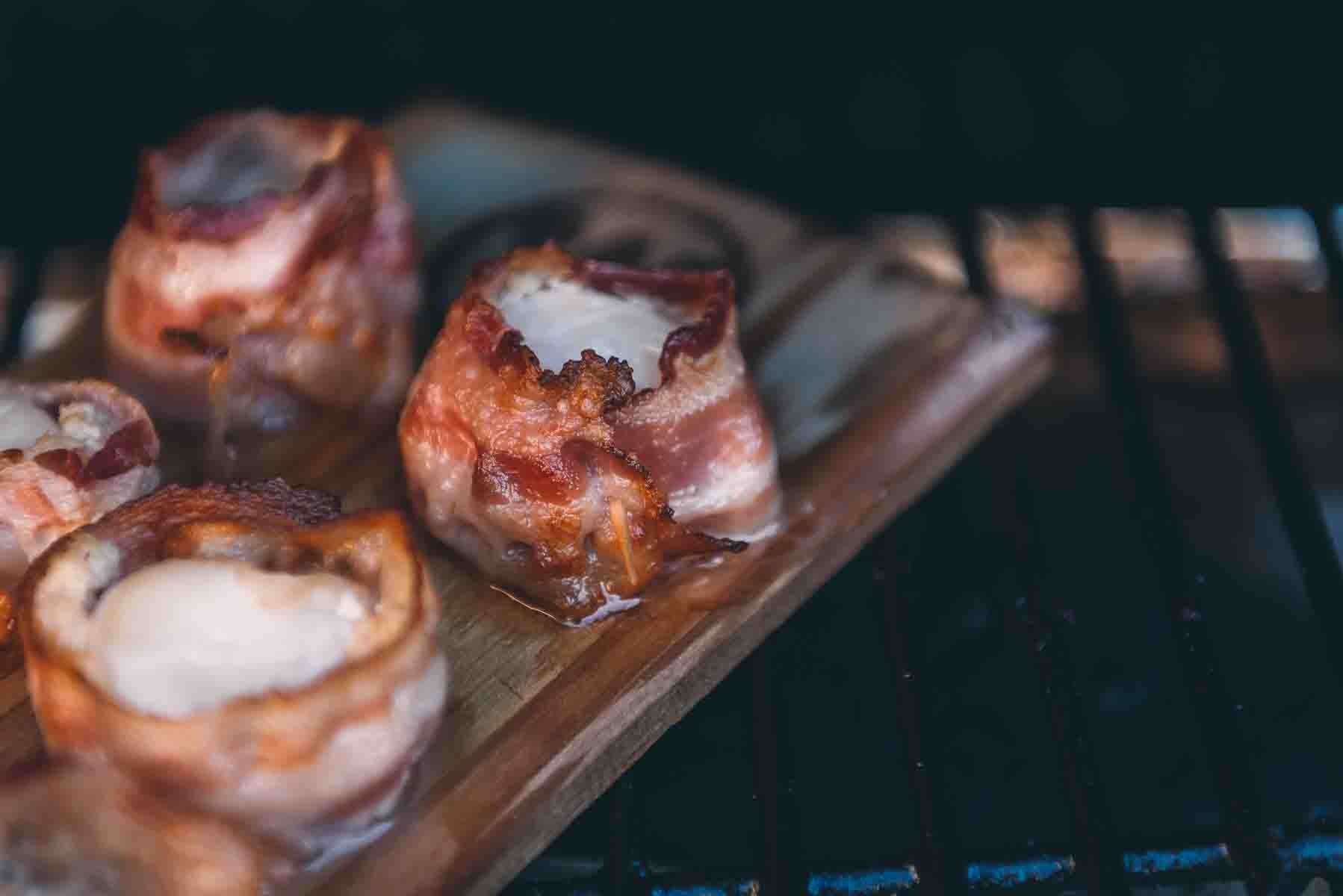 Scallops Wrapped with Apple Smoked Bacon