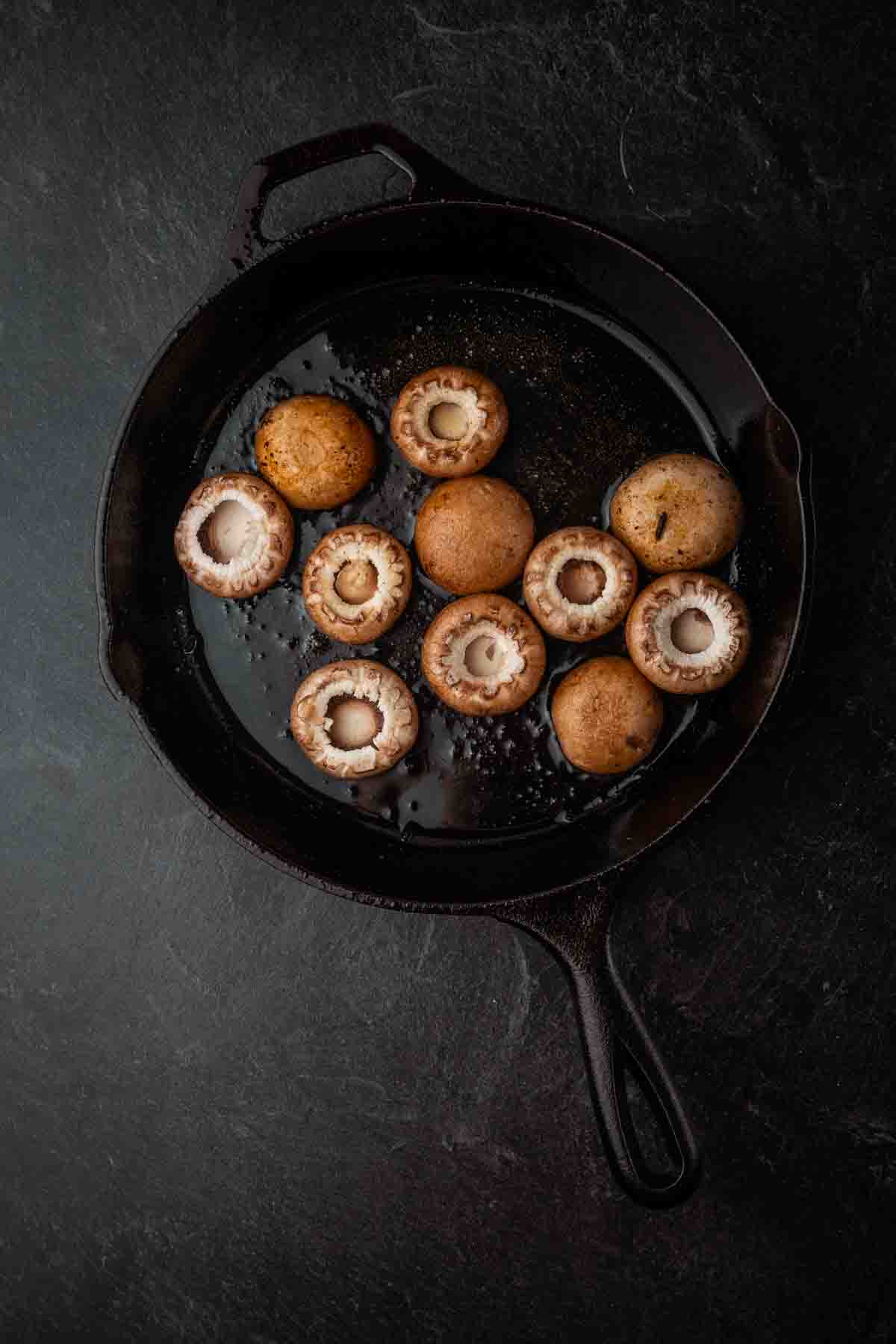 add mushrooms to pan