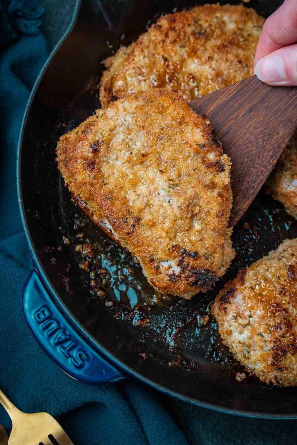 Shake and Bake Pork Chops | Kita Roberts GirlCarnivore.com