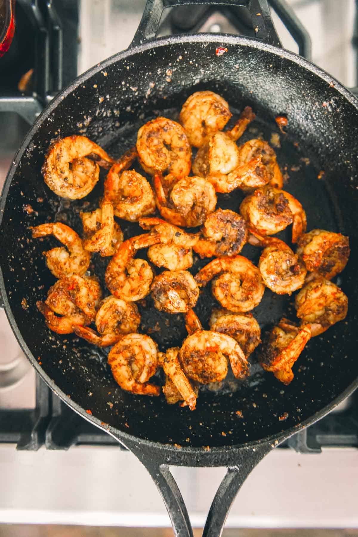 Shrimp coked in the pan. 