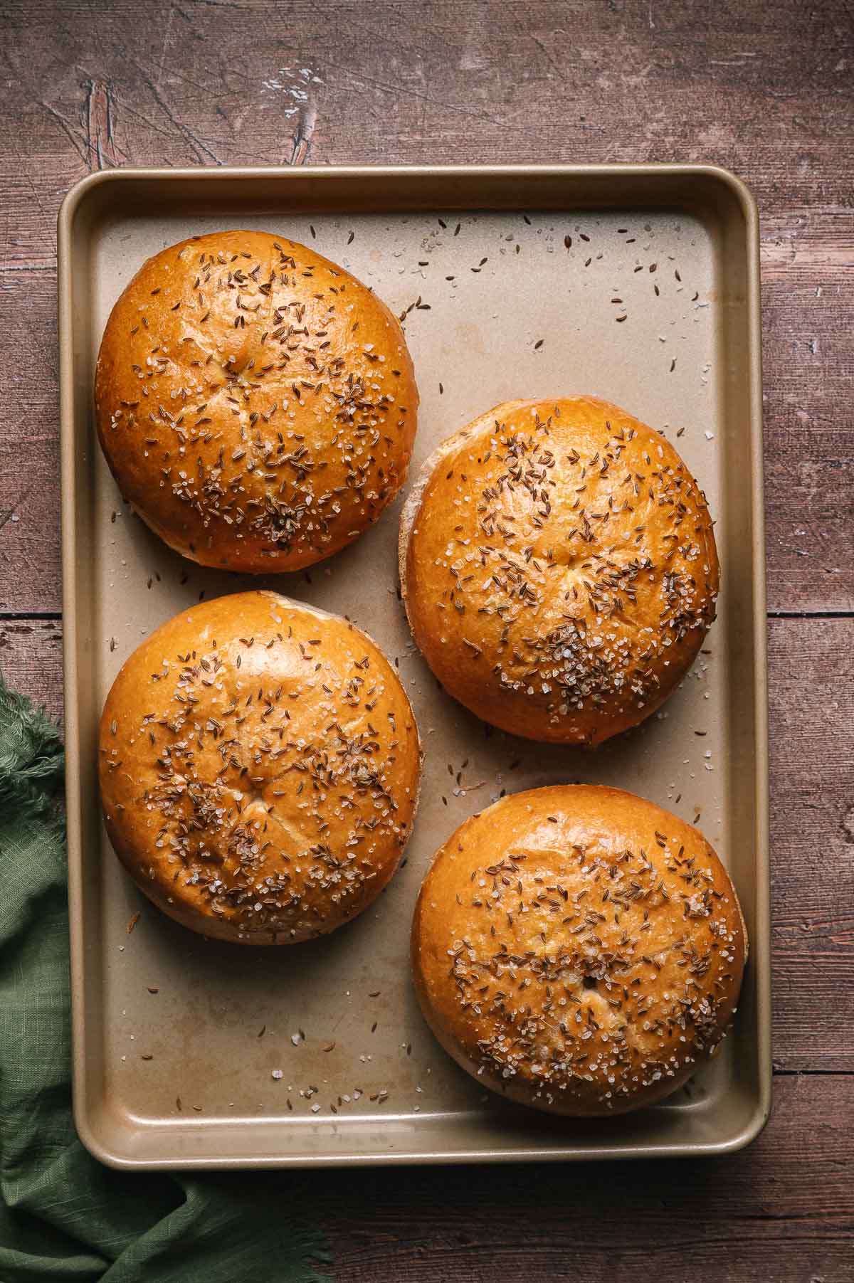 Beef on Weck Recipe: Buffalo's Legendary Sandwich in 30 Minutes 🥩🥖